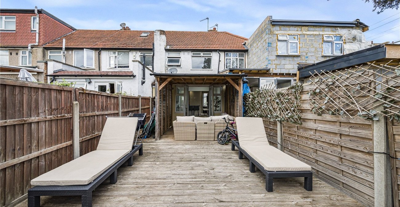 2 bedroom house for sale in Sidcup | Robinson Jackson