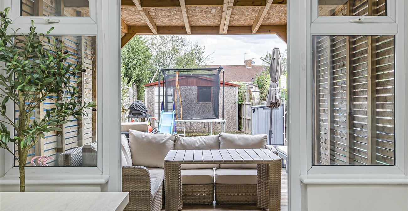 2 bedroom house for sale in Sidcup | Robinson Jackson