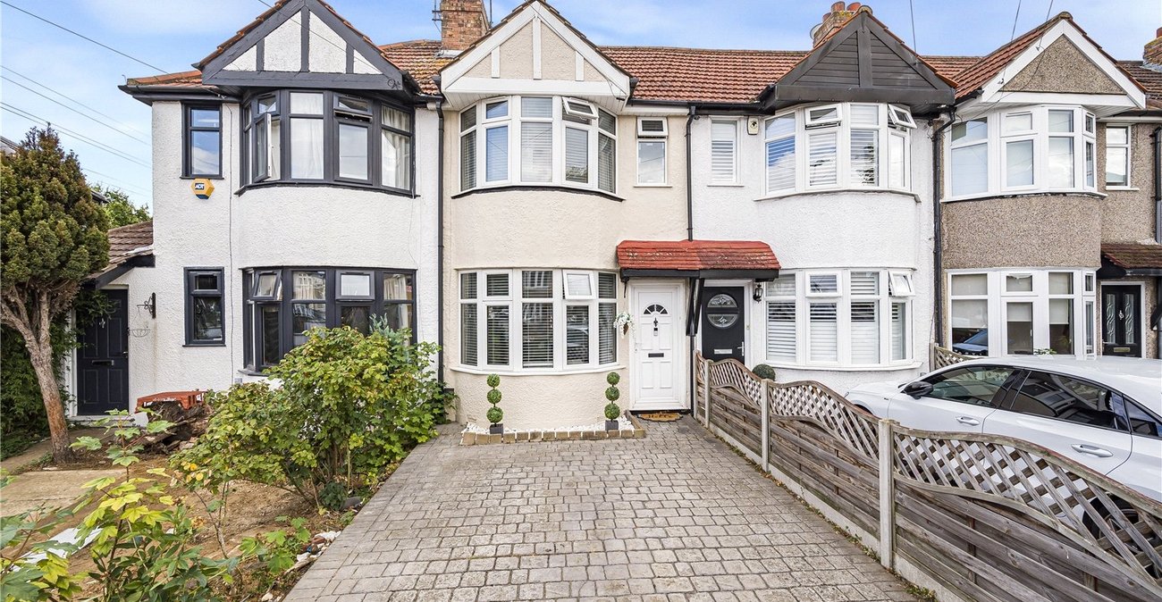 2 bedroom house for sale in Sidcup | Robinson Jackson