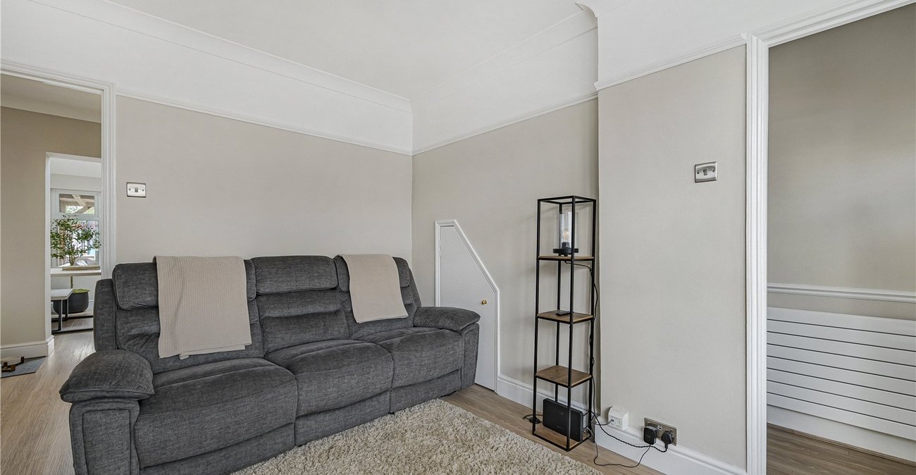 2 bedroom house for sale in Sidcup | Robinson Jackson