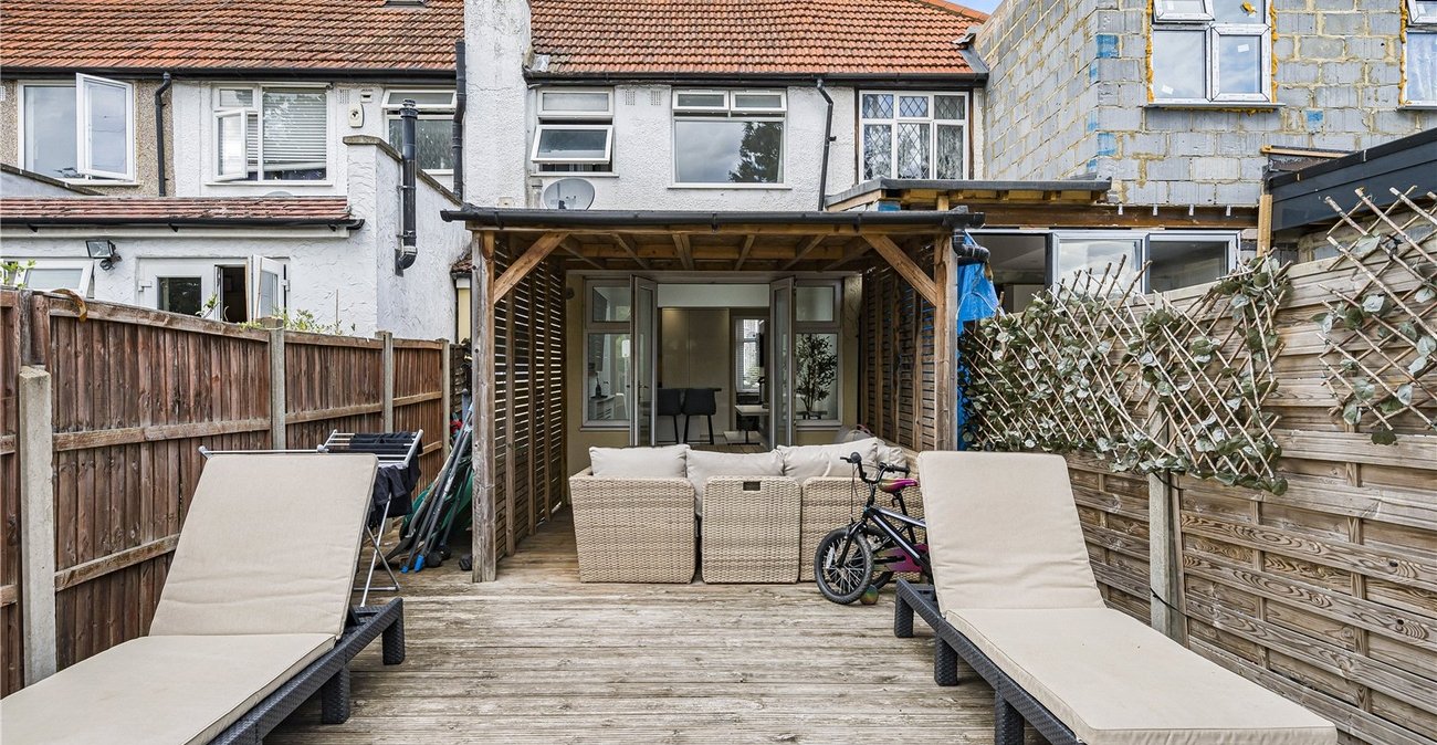2 bedroom house for sale in Sidcup | Robinson Jackson