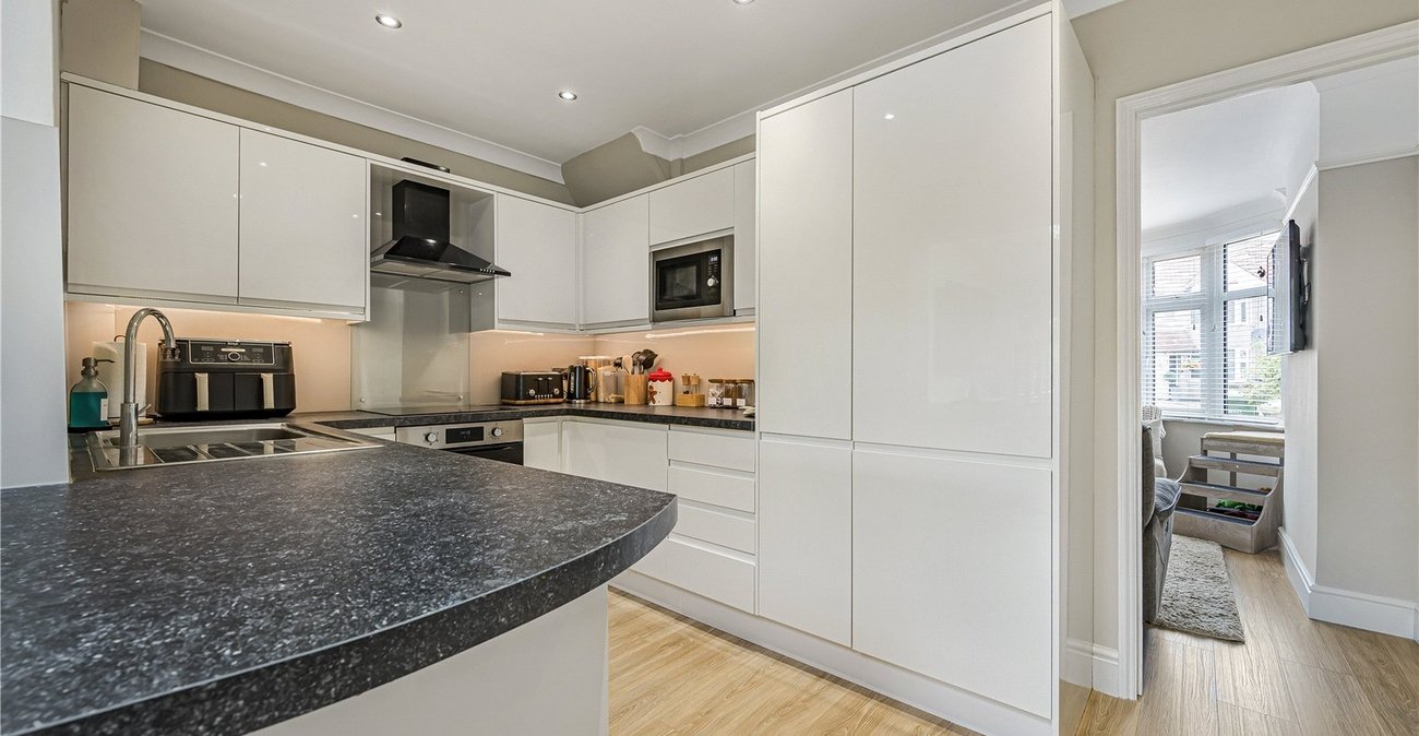 2 bedroom house for sale in Sidcup | Robinson Jackson