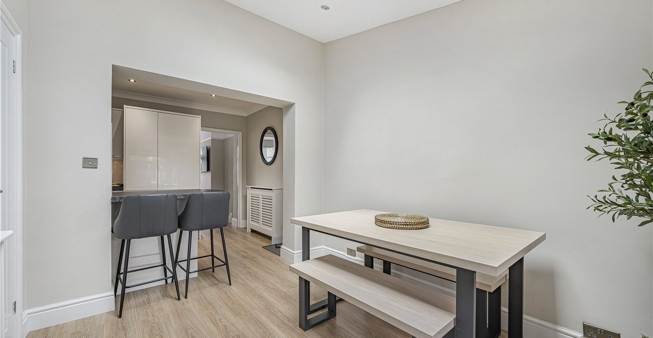 2 bedroom house for sale in Sidcup | Robinson Jackson
