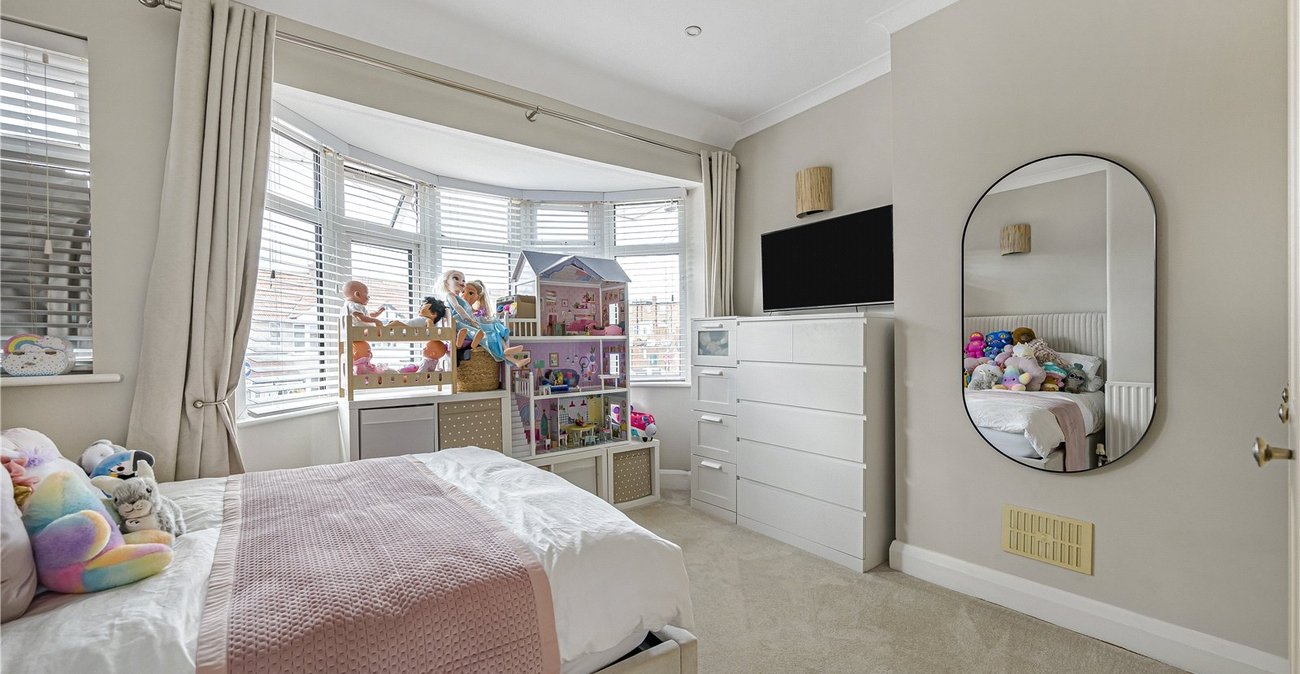 2 bedroom house for sale in Sidcup | Robinson Jackson