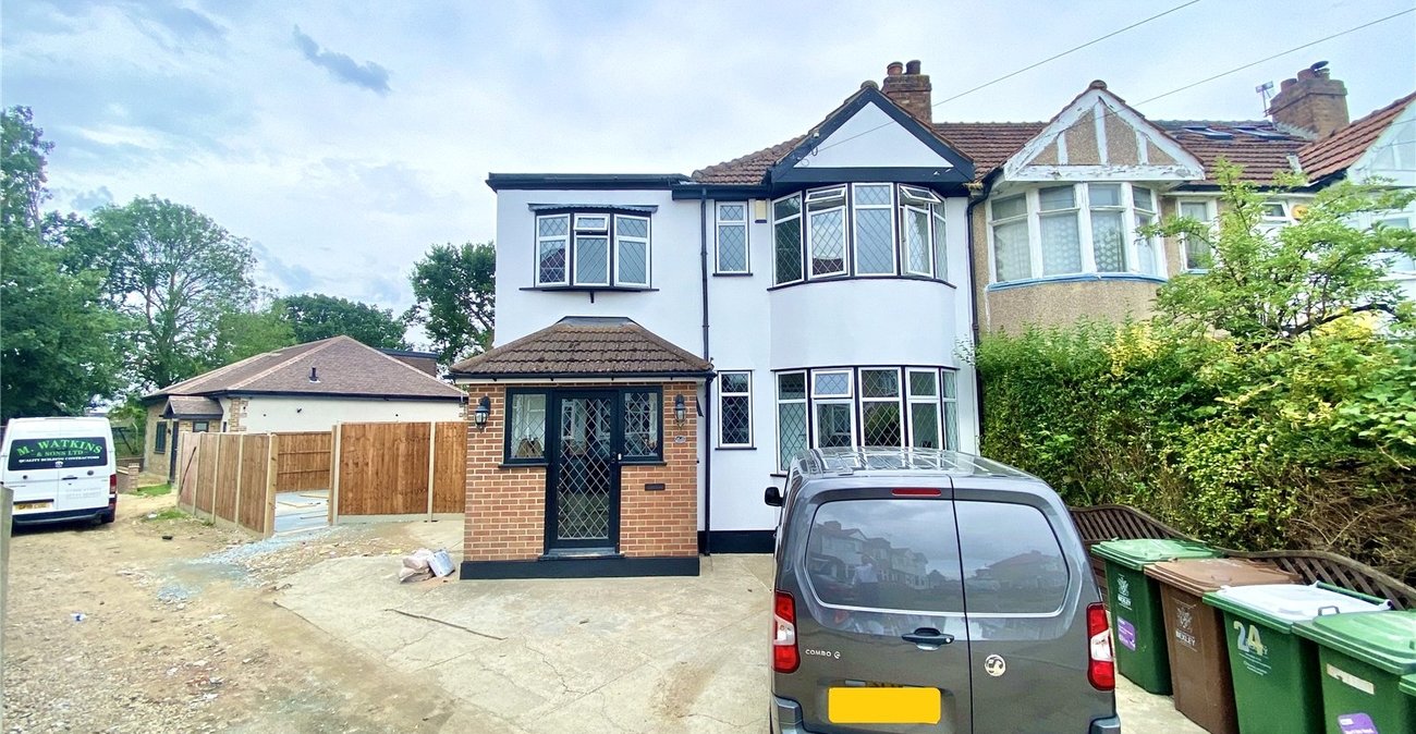 3 bedroom house for sale in Sidcup | Robinson Jackson