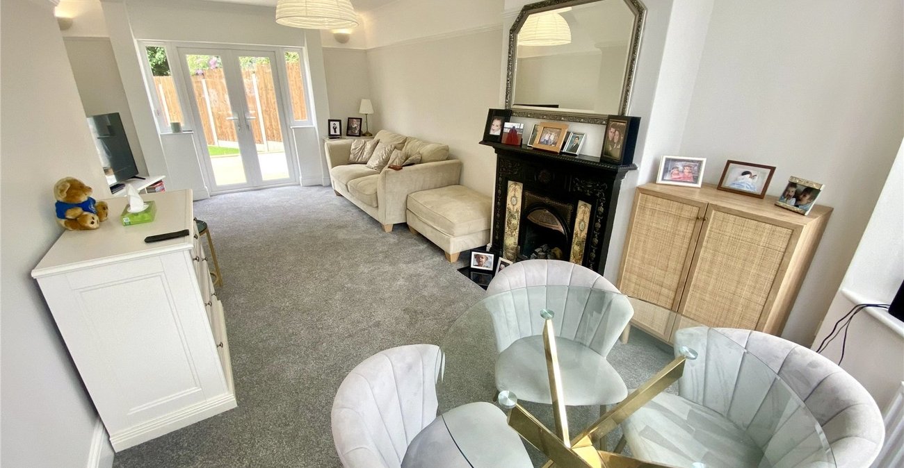 3 bedroom house for sale in Sidcup | Robinson Jackson