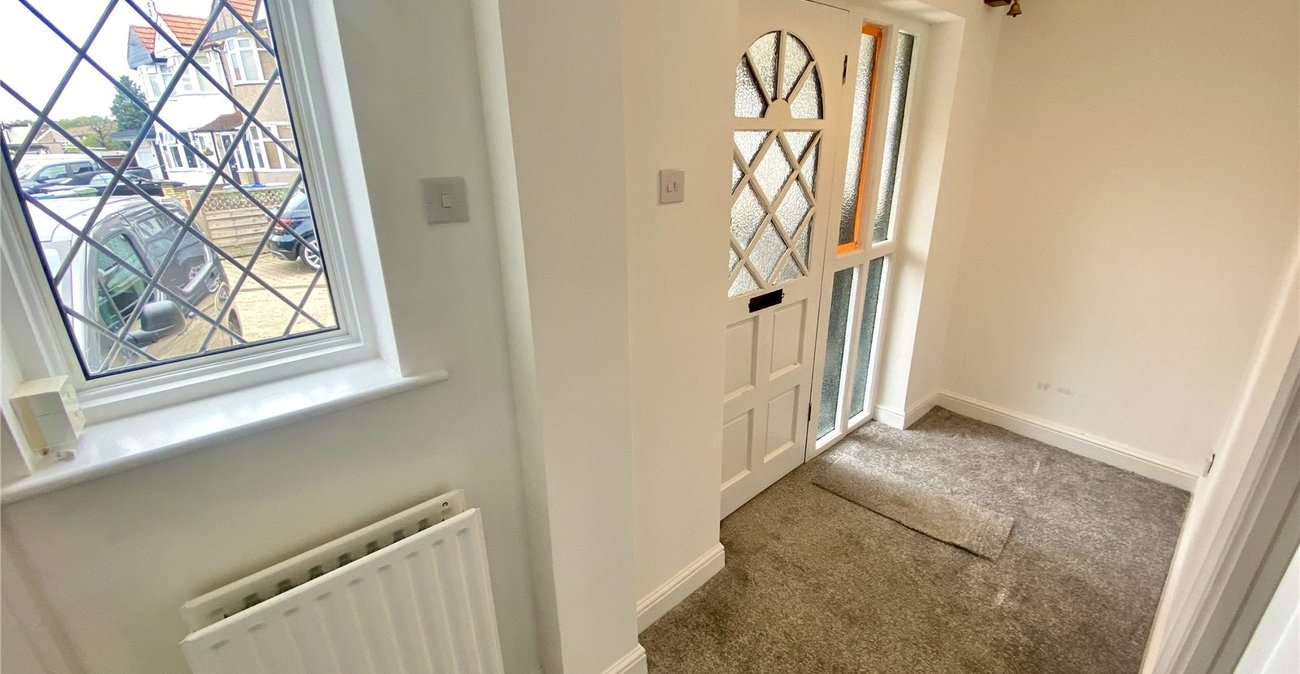 3 bedroom house for sale in Sidcup | Robinson Jackson