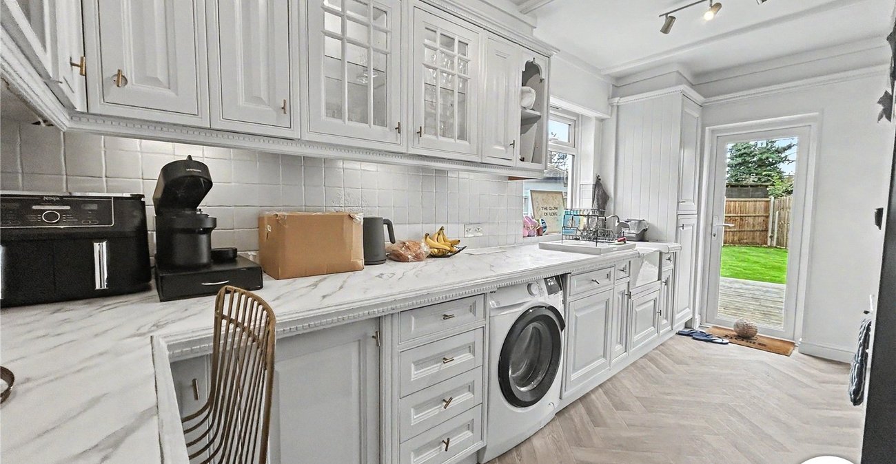 4 bedroom house for sale in Sidcup | Robinson Jackson