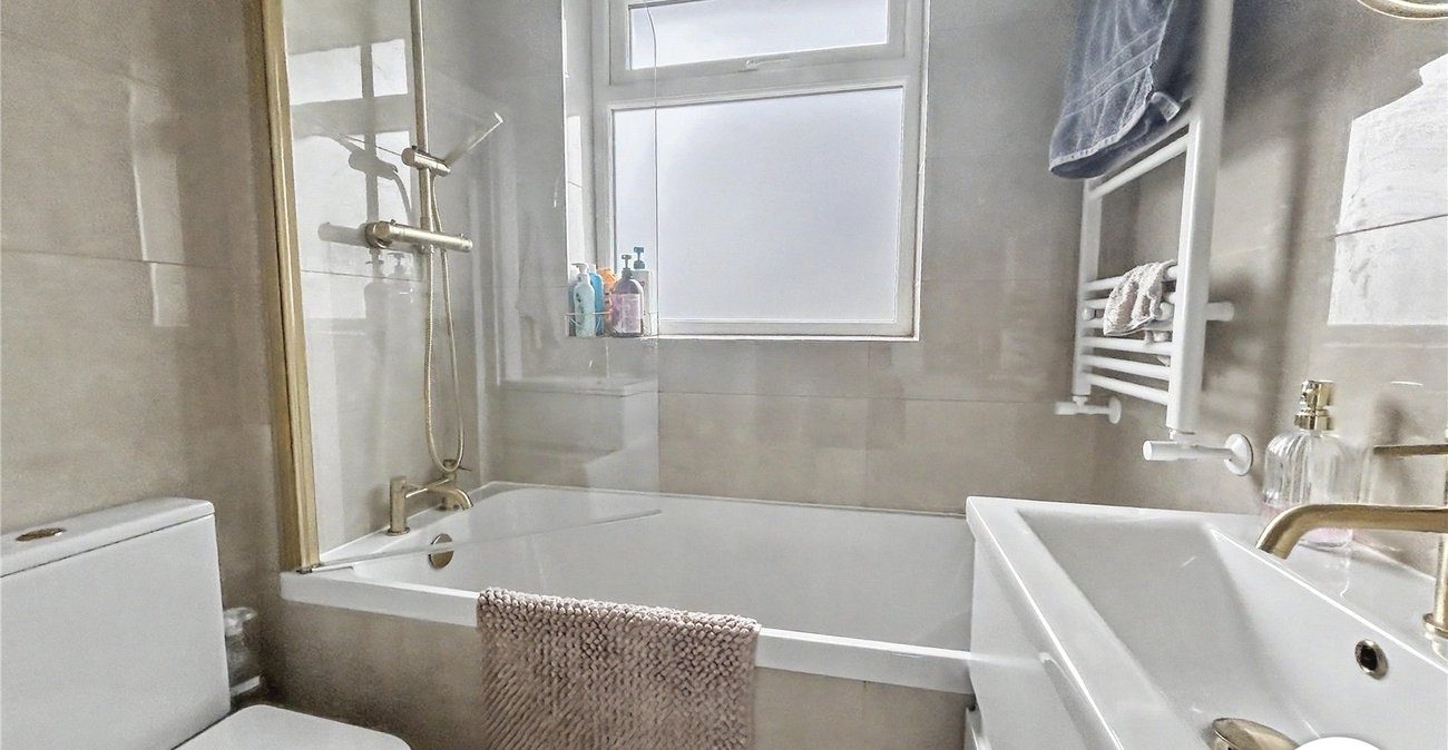 4 bedroom house for sale in Sidcup | Robinson Jackson