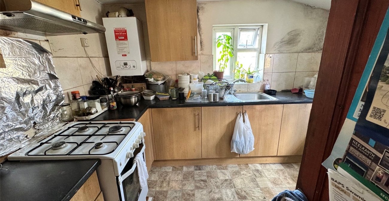 4 bedroom property for sale in Penge | Robinson Jackson