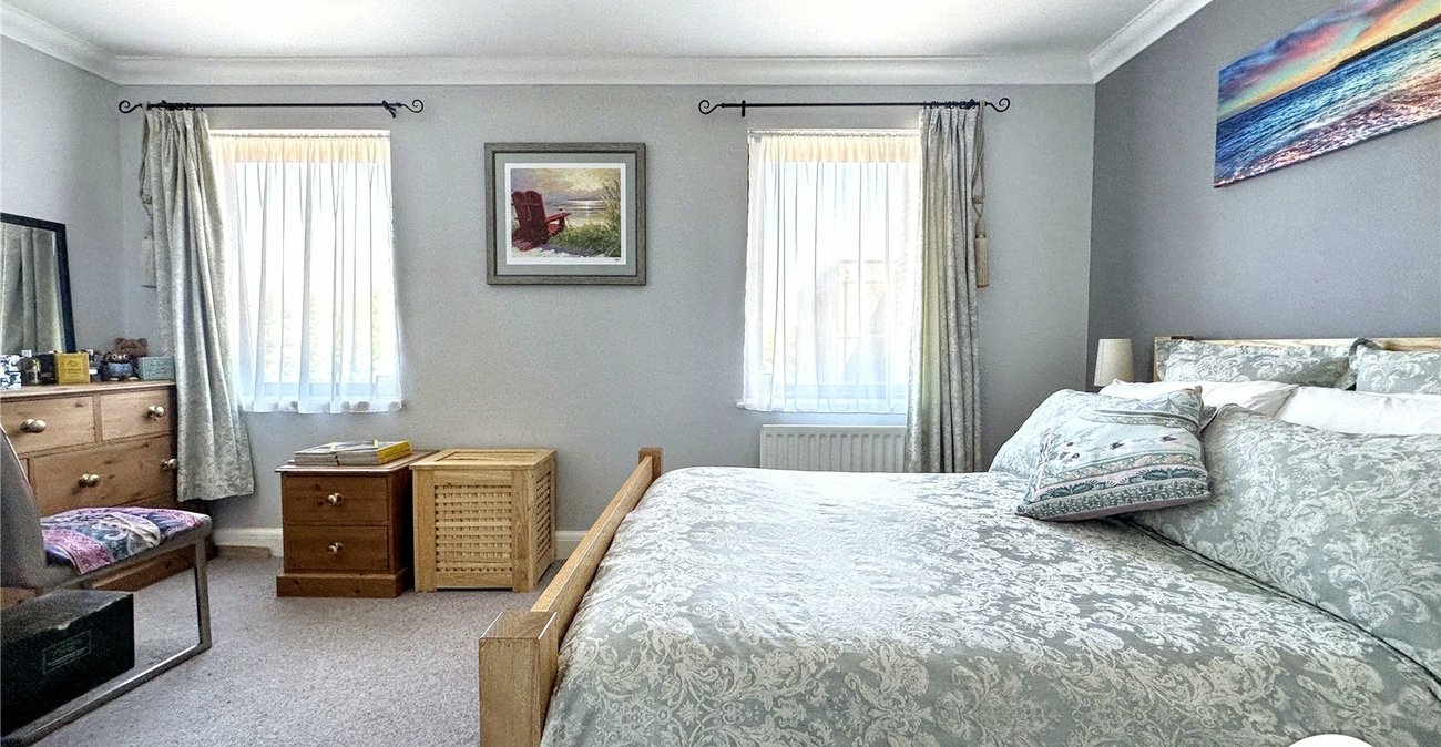 4 bedroom property for sale in Chatham | Robinson Michael & Jackson