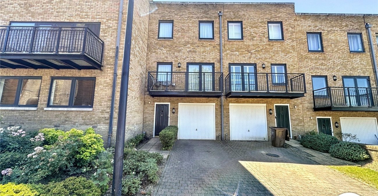 4 bedroom property for sale in Chatham | Robinson Michael & Jackson