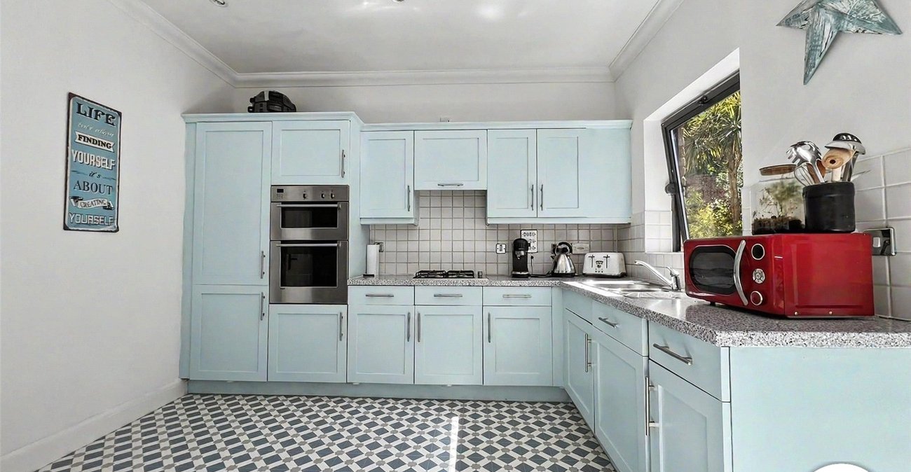 4 bedroom property for sale in Chatham | Robinson Michael & Jackson