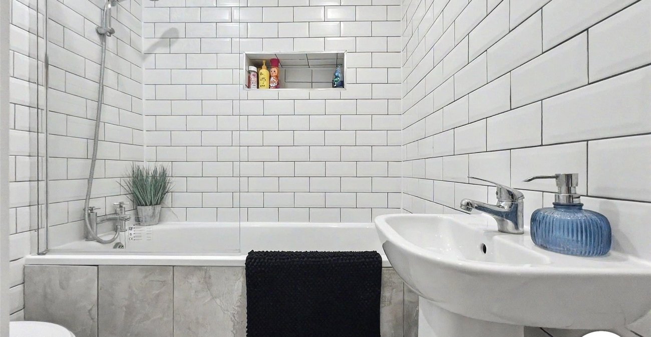 4 bedroom property for sale in Chatham | Robinson Michael & Jackson