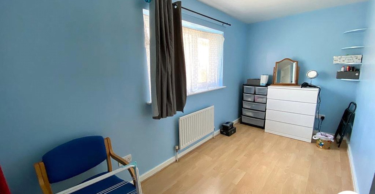 2 bedroom house for sale in New Cross | Robinson Jackson