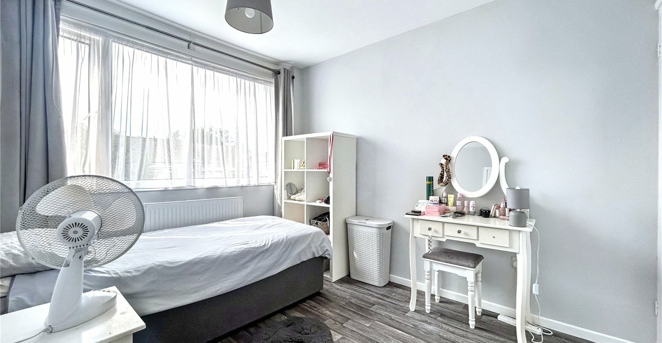 3 bedroom house for sale in Rainham | Robinson Michael & Jackson