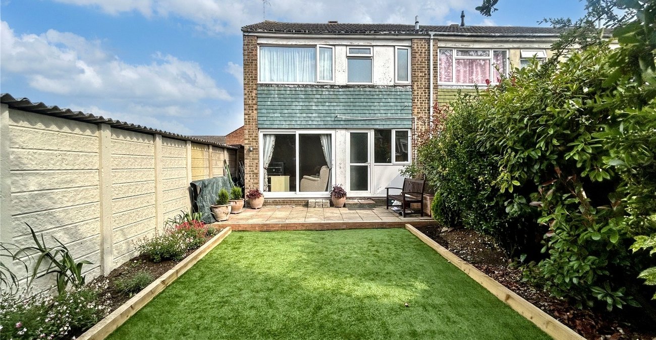 3 bedroom house for sale in Rainham | Robinson Michael & Jackson