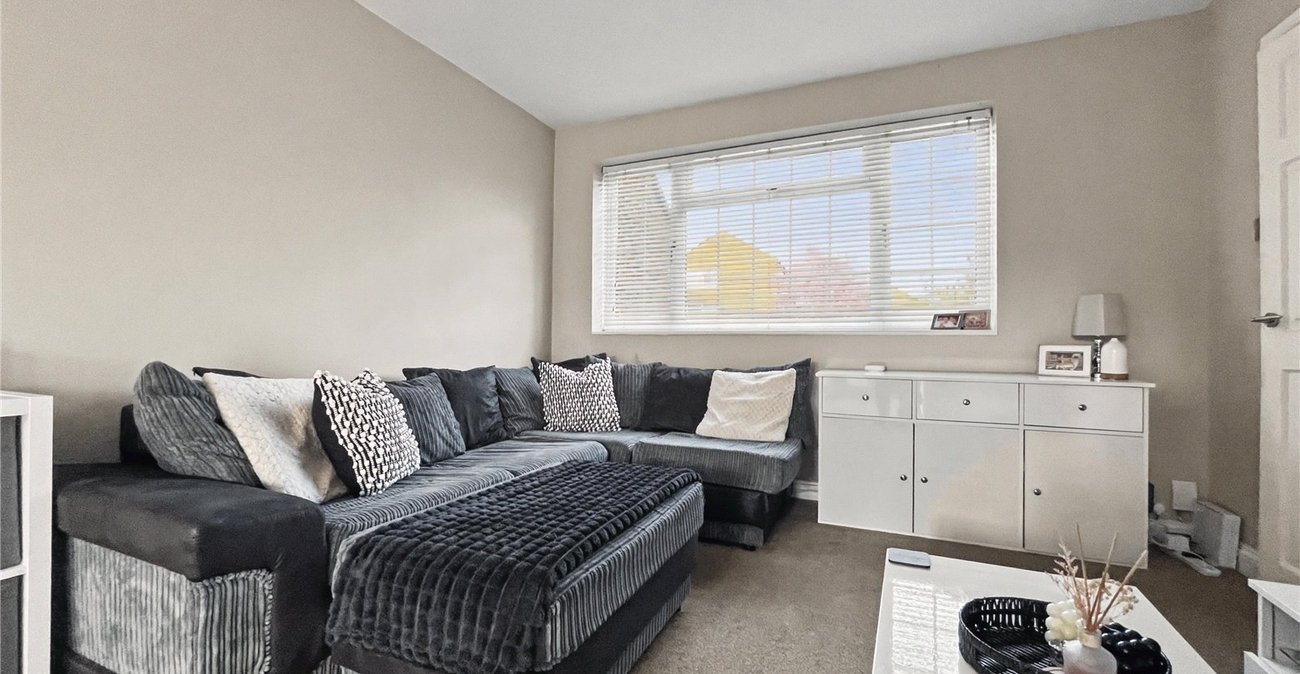 3 bedroom house for sale in Rainham | Robinson Michael & Jackson