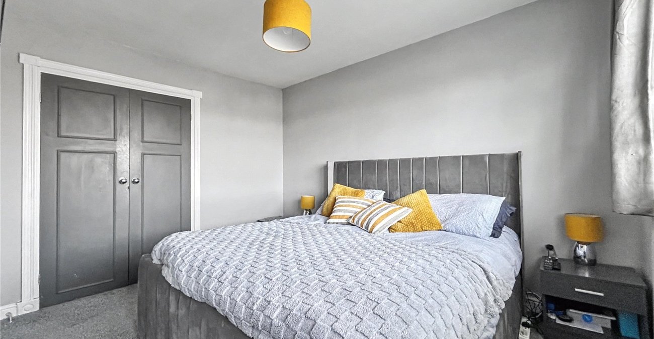 3 bedroom house for sale in Rainham | Robinson Michael & Jackson