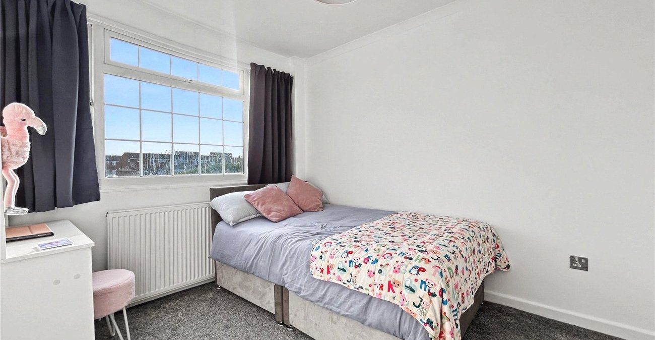 3 bedroom house for sale in Rainham | Robinson Michael & Jackson