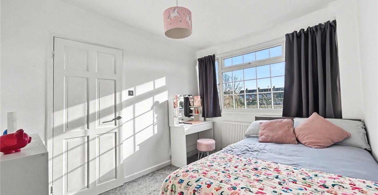 3 bedroom house for sale in Rainham | Robinson Michael & Jackson