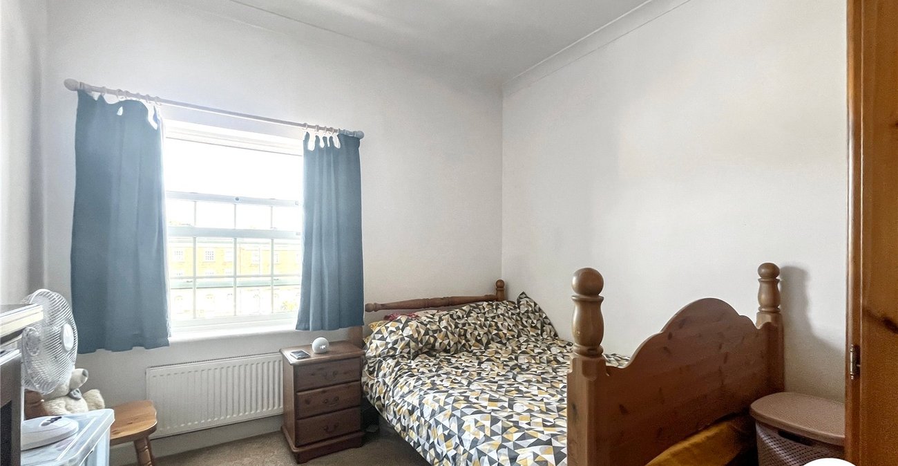 2 bedroom property for sale in Maidstone | Robinson Michael & Jackson