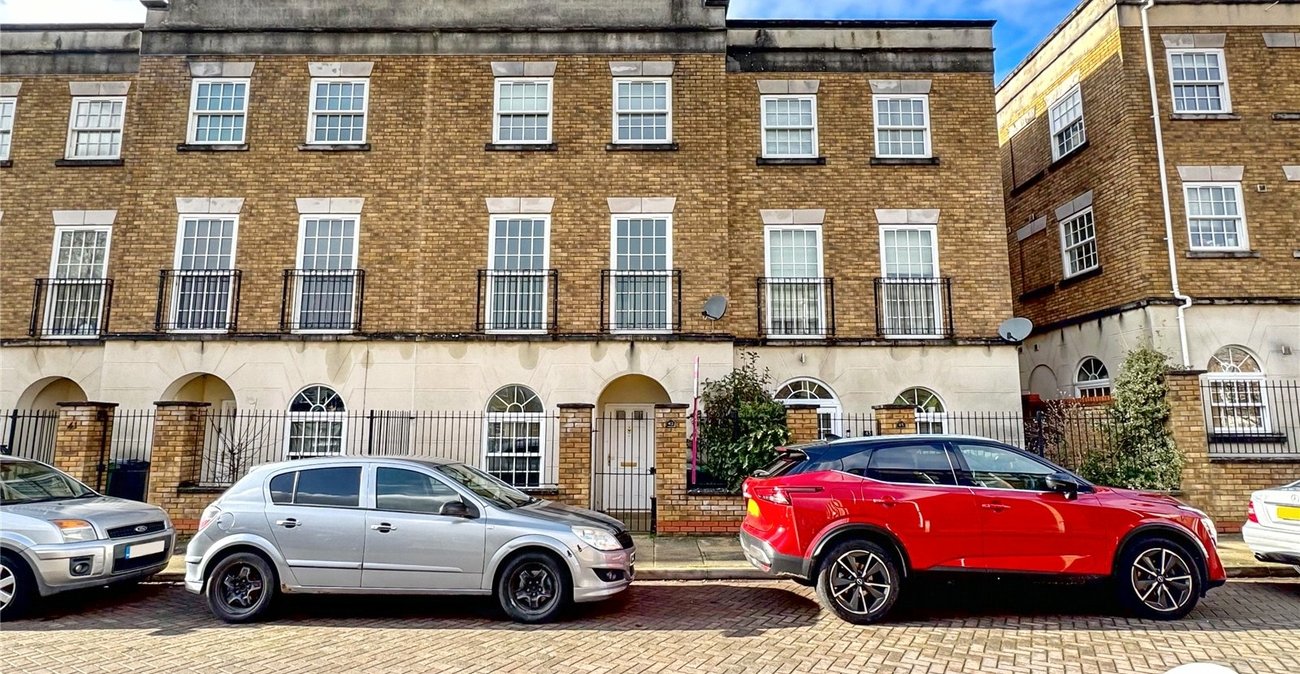 4 bedroom property for sale in Maidstone | Robinson Michael & Jackson