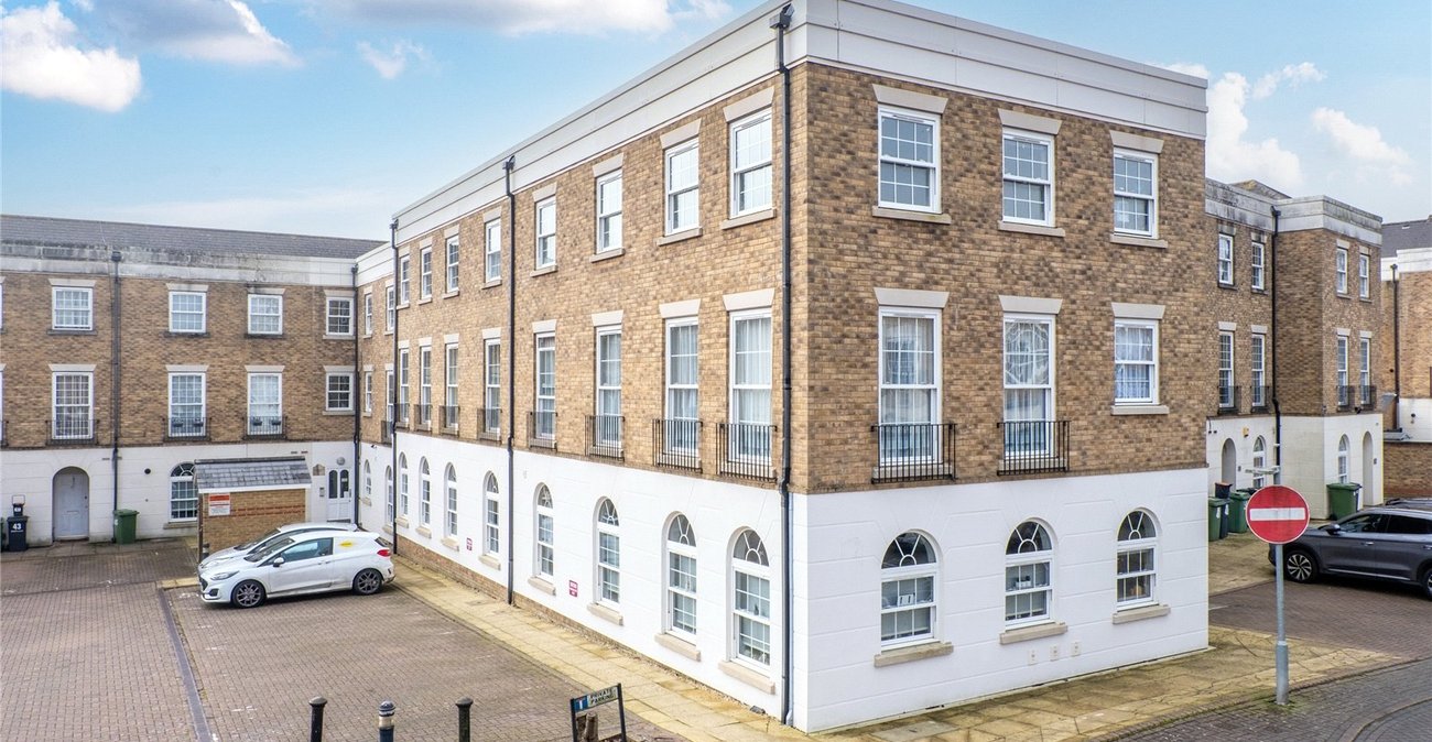 2 bedroom property for sale in Maidstone | Robinson Michael & Jackson