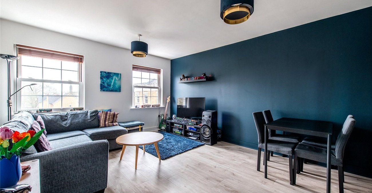2 bedroom property for sale in Maidstone | Robinson Michael & Jackson