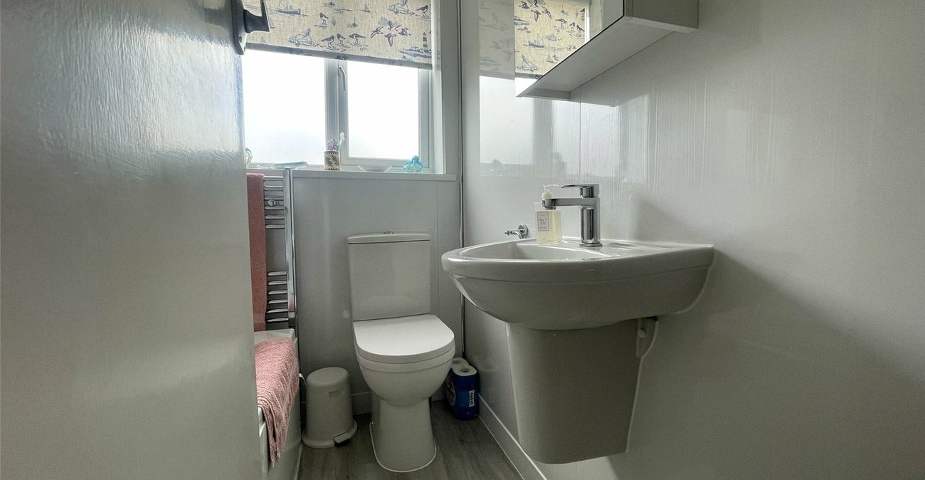 2 bedroom house for sale in Northfleet | Robinson Michael & Jackson