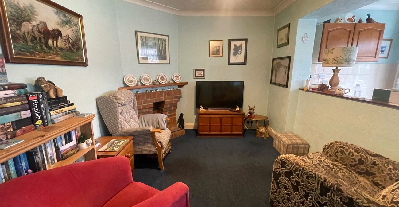 2 bedroom house for sale in Northfleet | Robinson Michael & Jackson