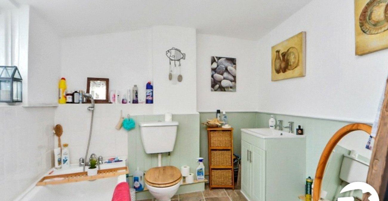 2 bedroom house for sale in Sheerness | Robinson Michael & Jackson