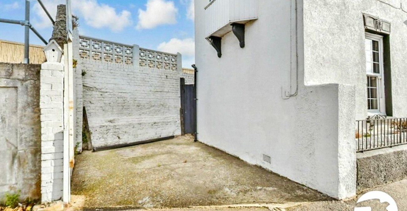 2 bedroom house for sale in Sheerness | Robinson Michael & Jackson