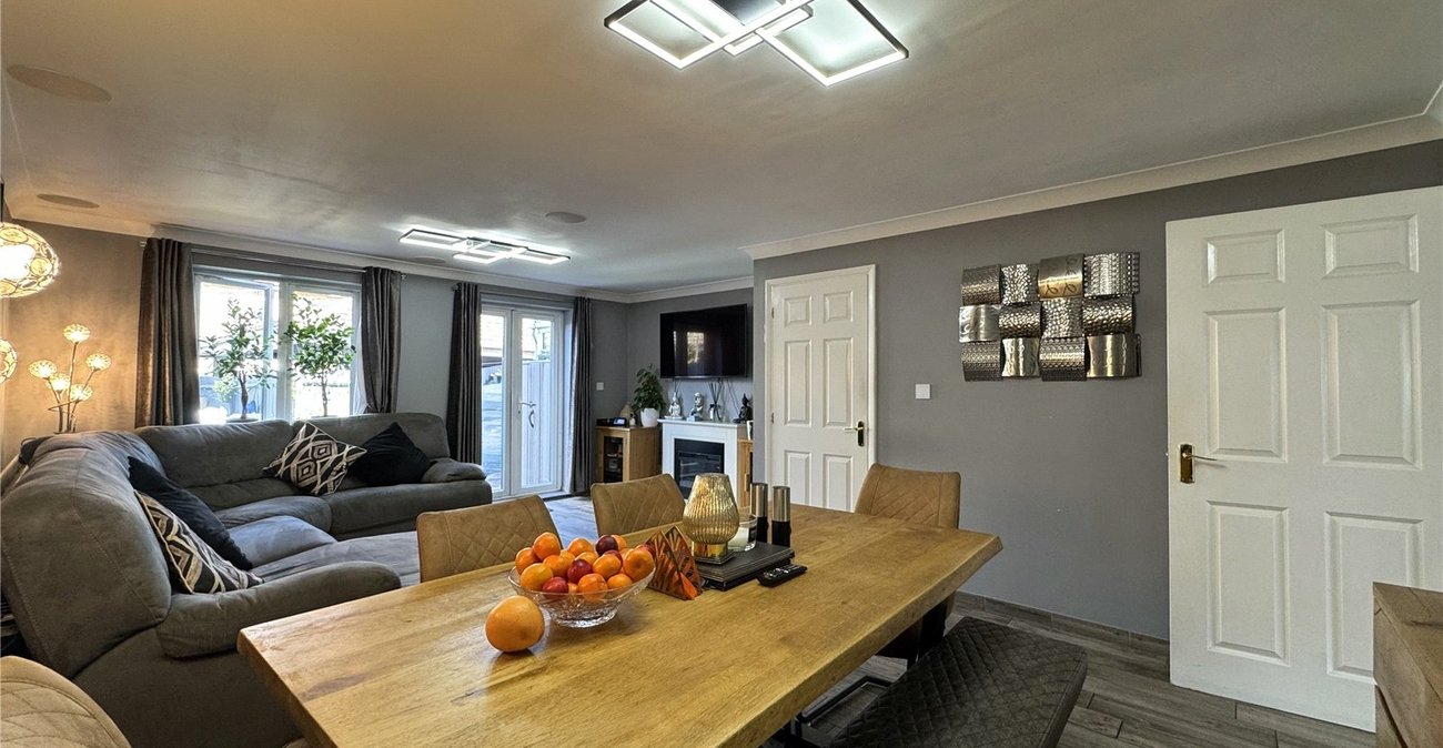 4 bedroom property for sale in Gillingham | Robinson Michael & Jackson