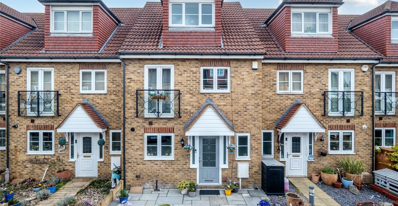 4 bedroom house for sale in Gillingham | Robinson Michael & Jackson