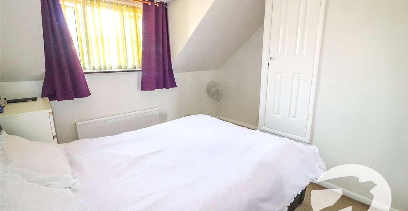 2 bedroom house for sale in Erith | Robinson Jackson