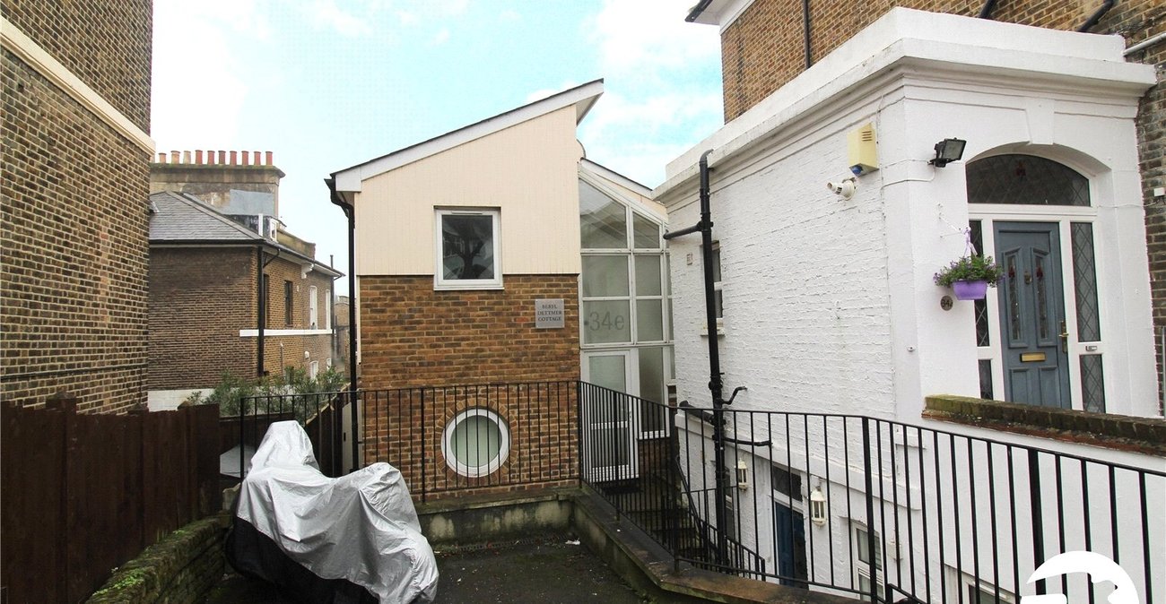 1 bedroom property for sale in Lewisham | Robinson Jackson