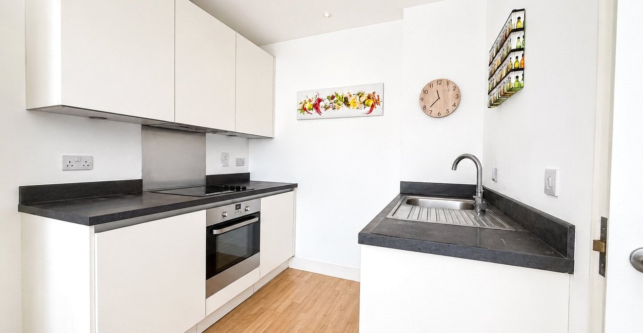 1 bedroom property for sale in London | Robinson Jackson