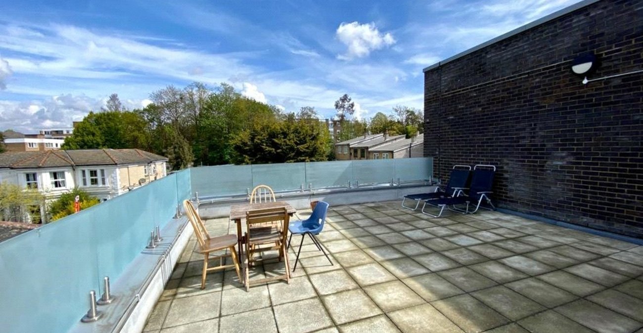 1 bedroom property for sale in London | Robinson Jackson