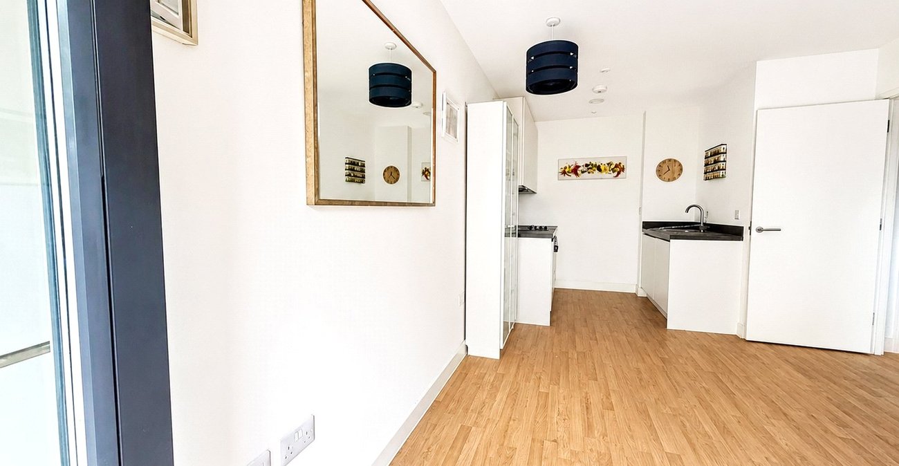 1 bedroom property for sale in London | Robinson Jackson