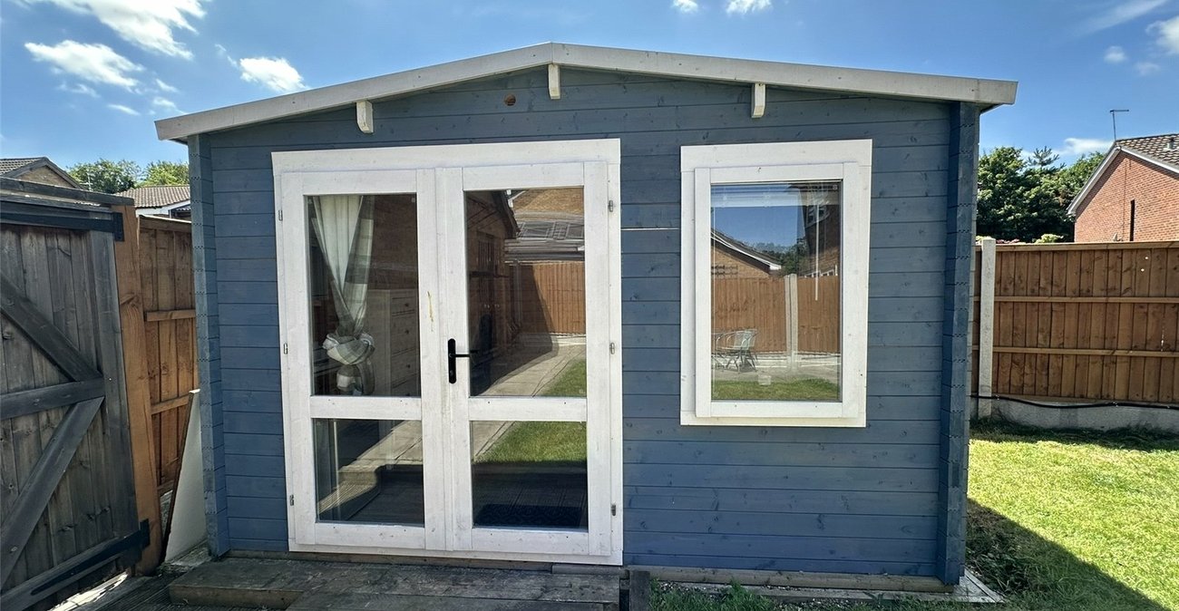 3 bedroom house for sale in Greenhithe | Robinson Jackson