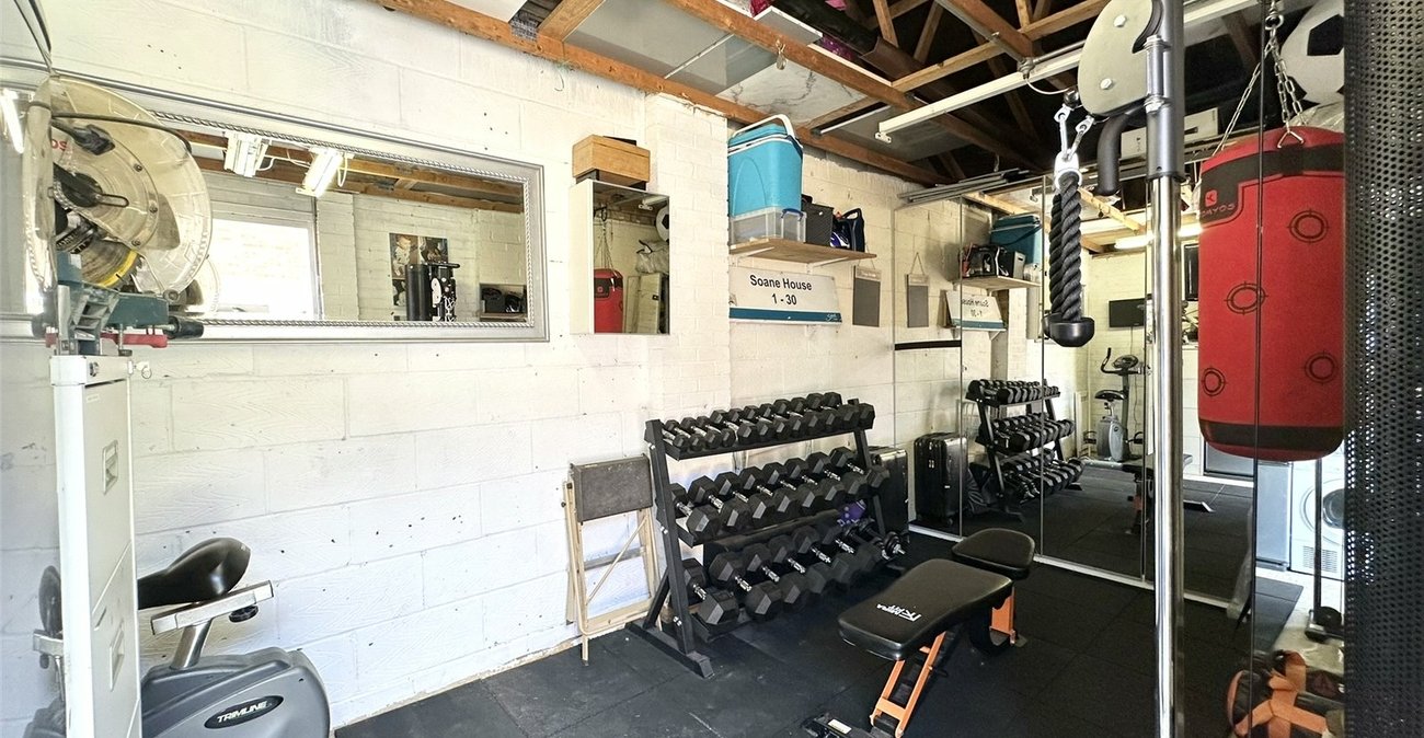 3 bedroom house for sale in Greenhithe | Robinson Jackson