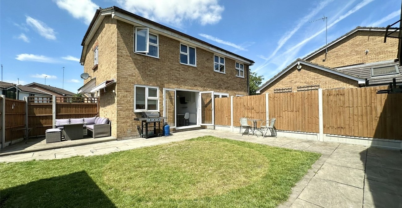 3 bedroom house for sale in Greenhithe | Robinson Jackson