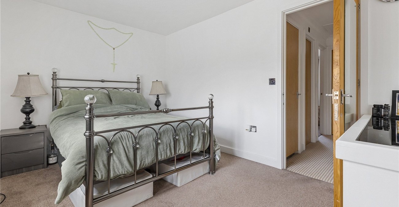 3 bedroom house for sale in Gravesend | Robinson Michael & Jackson