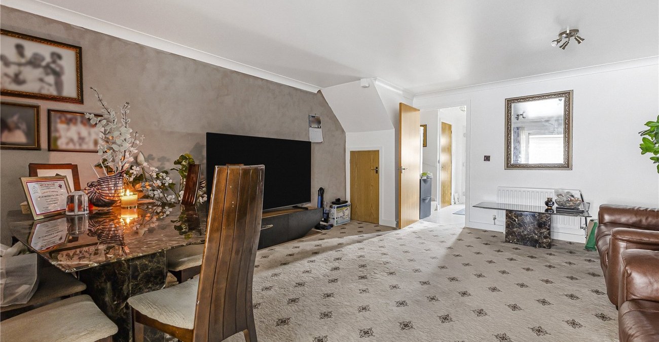 3 bedroom house for sale in Gravesend | Robinson Michael & Jackson
