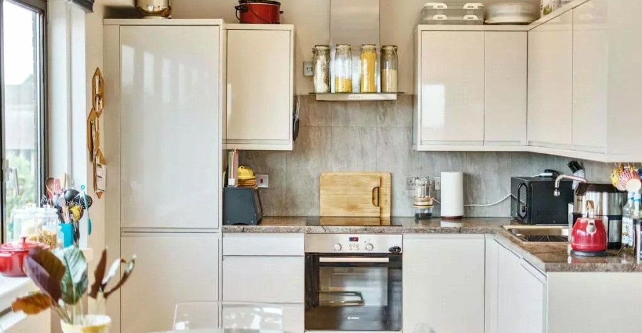 2 bedroom property for sale in Bexleyheath | Robinson Jackson