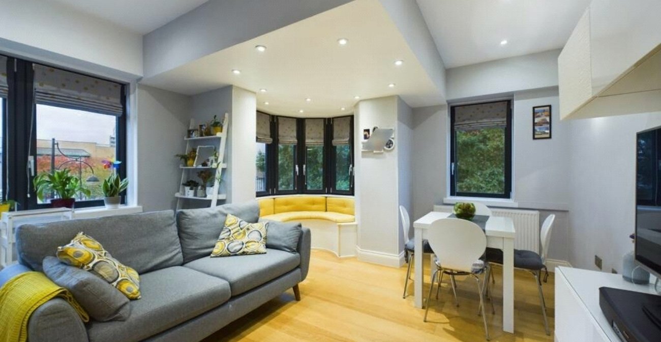 2 bedroom property for sale in Bexleyheath | Robinson Jackson