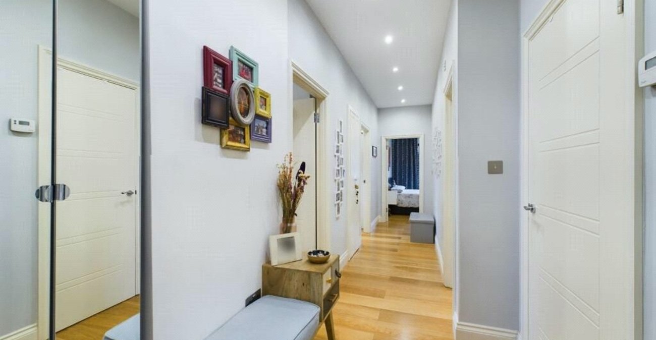 2 bedroom property for sale in Bexleyheath | Robinson Jackson