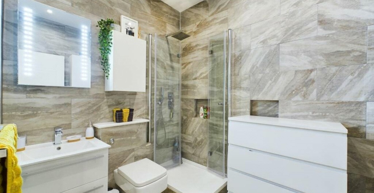 2 bedroom property for sale in Bexleyheath | Robinson Jackson