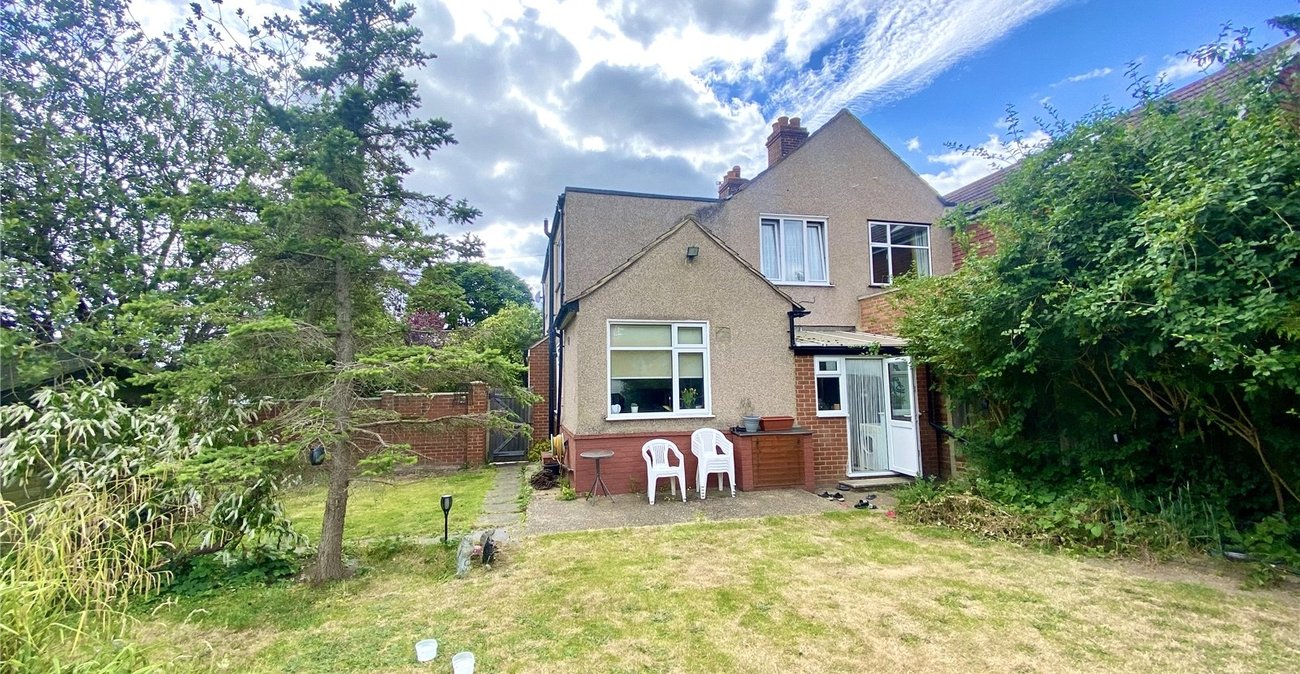 4 bedroom house for sale in Sidcup | Robinson Jackson